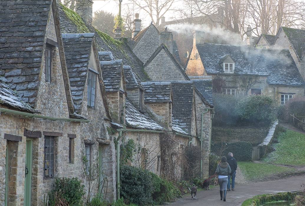 トップス AUBERGE BIBURY british green 44 トップス AUBERGE BIBURY british green 44 AUBERGE BIBURY